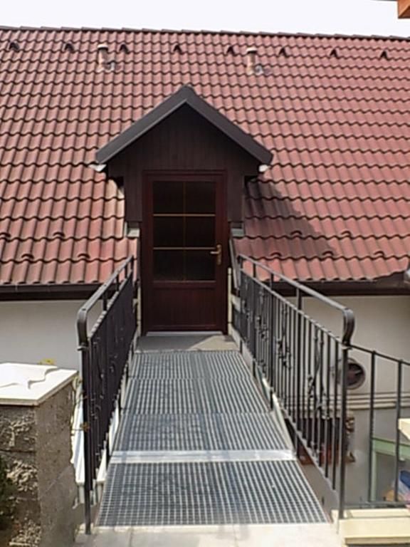 Ubytovani V Soukromi Olomučany Rum bild